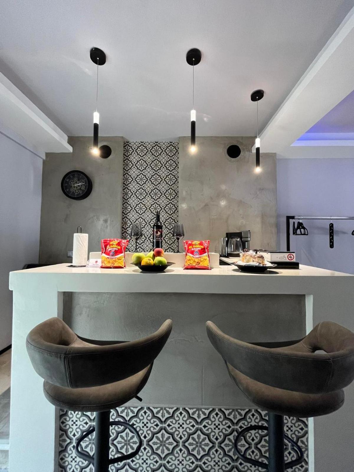 Vip Apt. Pezodromos Kalamarias เทสซาโลนิกิ ภายนอก รูปภาพ