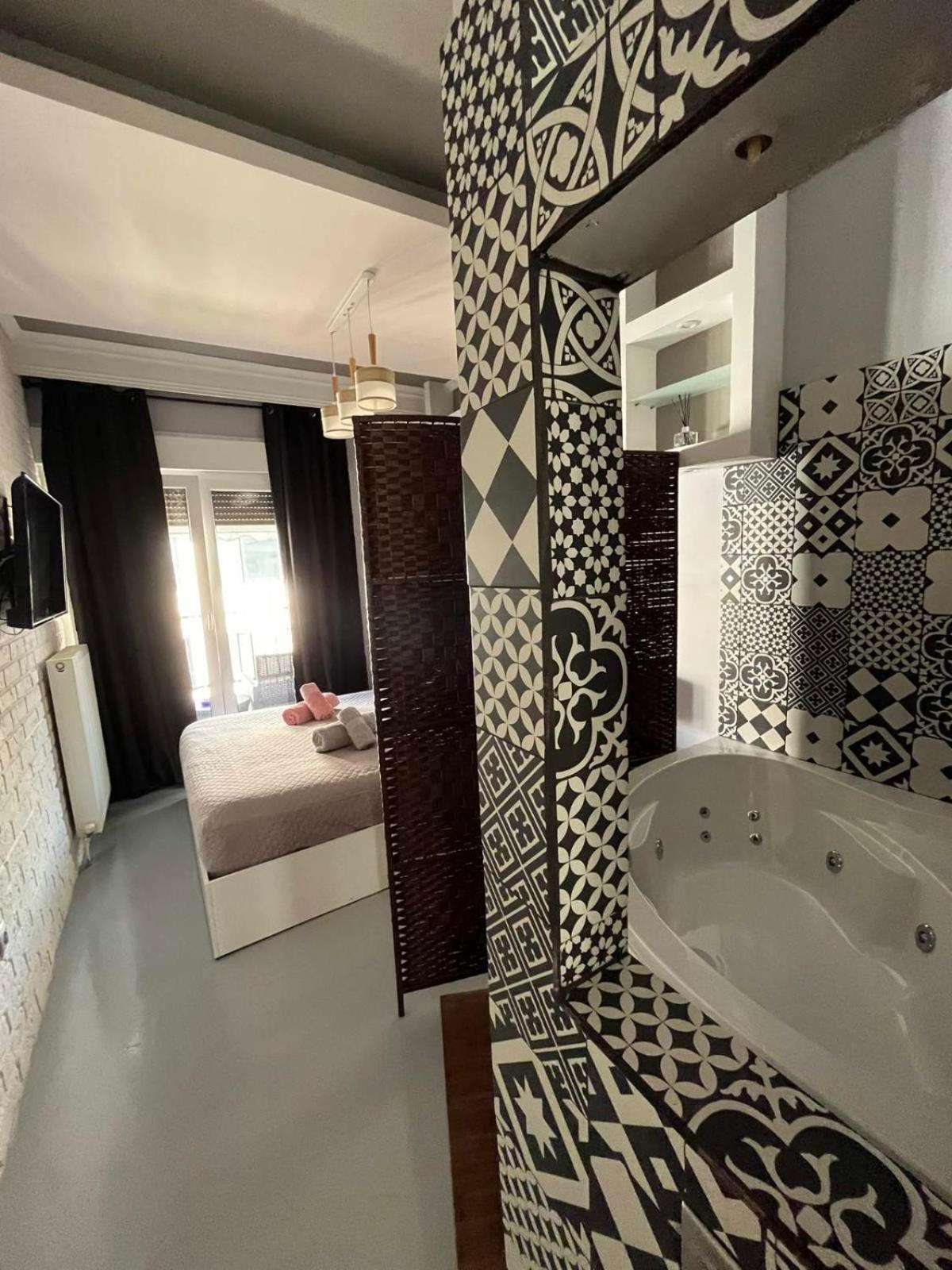 Vip Apt. Pezodromos Kalamarias เทสซาโลนิกิ ภายนอก รูปภาพ